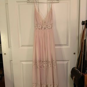 🖤 Lace Maxi Dress F21